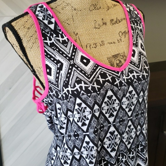 Eyeshadow maxi dress black white pink sleeveless tank style geometric Size Large - Picture 2 of 6